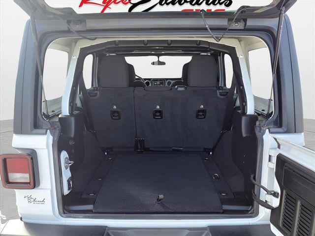2020 Jeep Wrangler Sahara 4X4