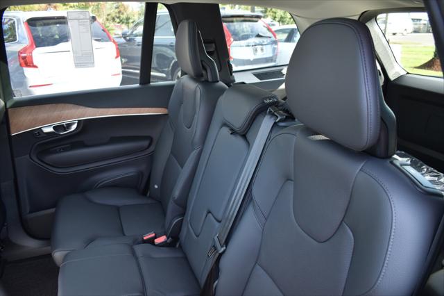 2025 Volvo XC90 Plug-In Hybrid Plus