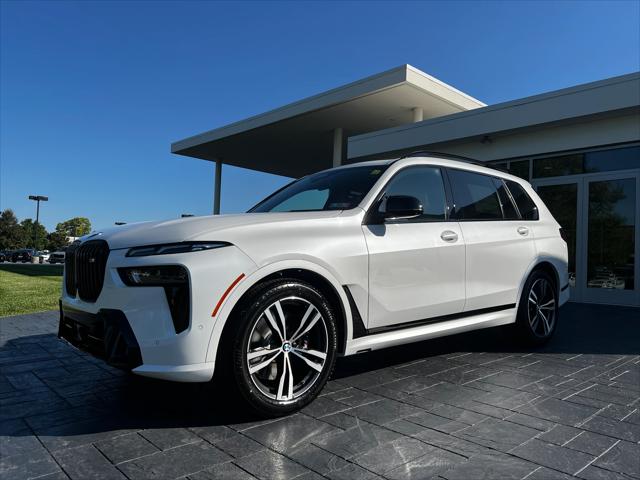 2025 BMW X7