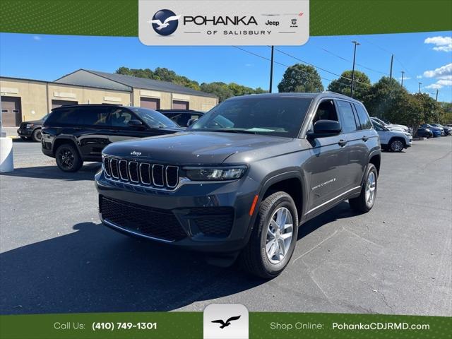 2025 Jeep Grand Cherokee GRAND CHEROKEE LAREDO X 4X4