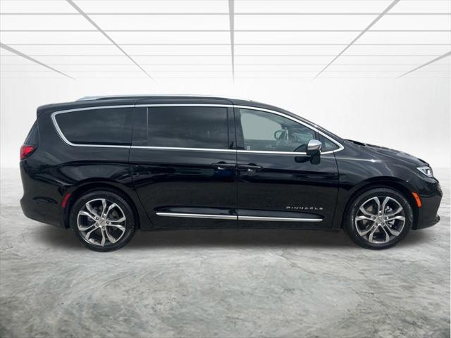 2025 Chrysler Pacifica PACIFICA PINNACLE