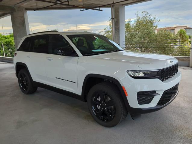 2025 Jeep Grand Cherokee GRAND CHEROKEE ALTITUDE X 4X4