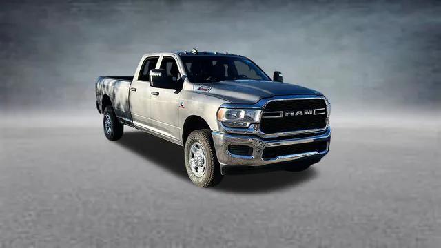 2024 RAM Ram 3500 RAM 3500 TRADESMAN CREW CAB 4X4 8 BOX