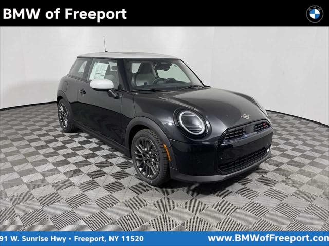 2025 MINI Hardtop