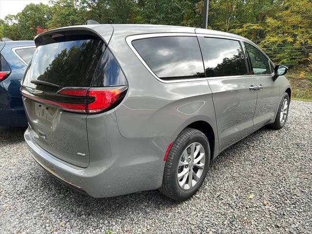 2025 Chrysler Pacifica PACIFICA SELECT AWD