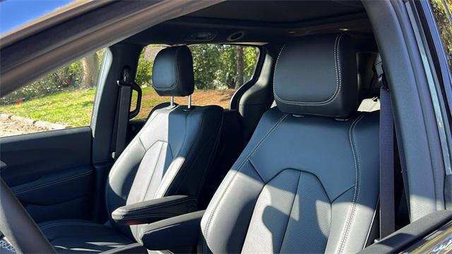 2025 Chrysler Pacifica PACIFICA SELECT AWD 2025 Chrysler Pacifica PACIFICA SELECT AWD