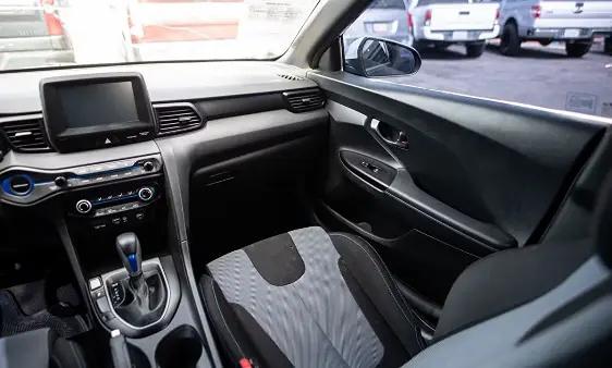 2020 Hyundai Veloster 2.0