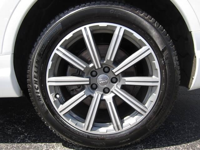 2017 Audi Q7 3.0T Premium