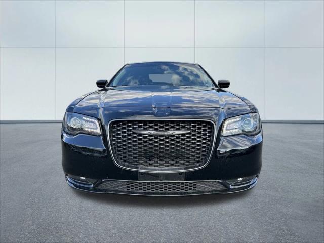 2022 Chrysler 300 Touring