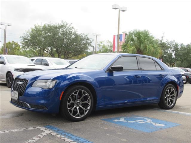 2018 Chrysler 300 Touring