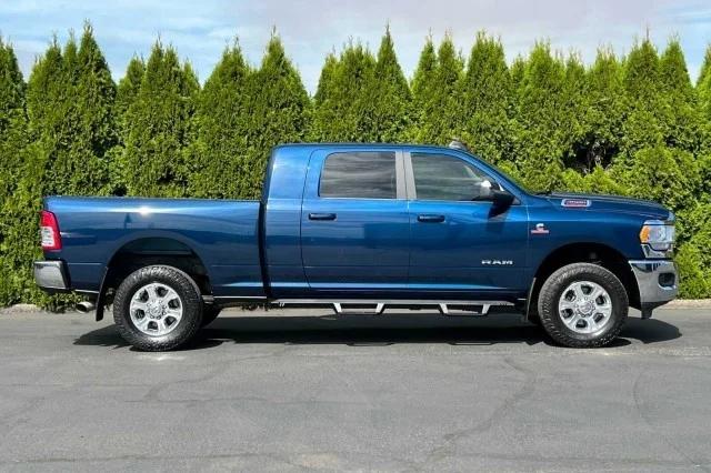 2020 RAM 3500 Big Horn Mega Cab 4x4 64 Box