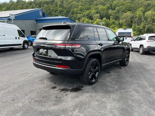 2023 Jeep Grand Cherokee Altitude X 4x4