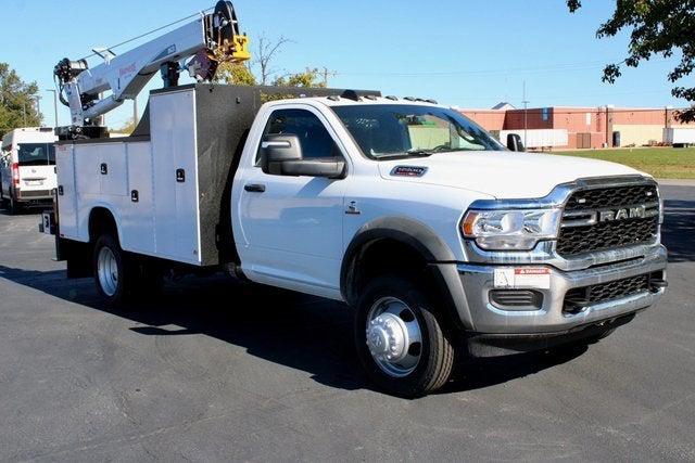 2024 RAM Ram 5500 Chassis Cab RAM 5500 TRADESMAN CHASSIS REGULAR CAB 4X4 84 CA 2024 RAM Ram 5500 Chassis Cab RAM 5500 TRADESMAN CHASSIS REGULAR CAB 4X4 84 CA