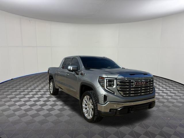 2023 GMC Sierra 1500 SLT's photo