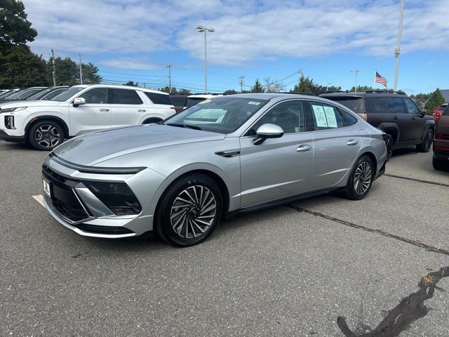 2024 Hyundai Sonata Hybrid