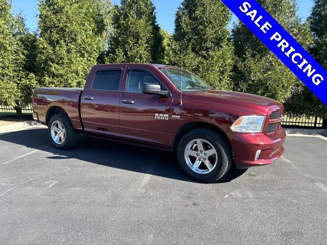 2017 RAM 1500 Express Crew Cab 4x4 57 Box