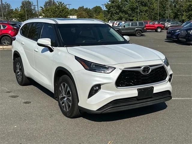 2022 Toyota Highlander XLE 2022 Toyota Highlander XLE