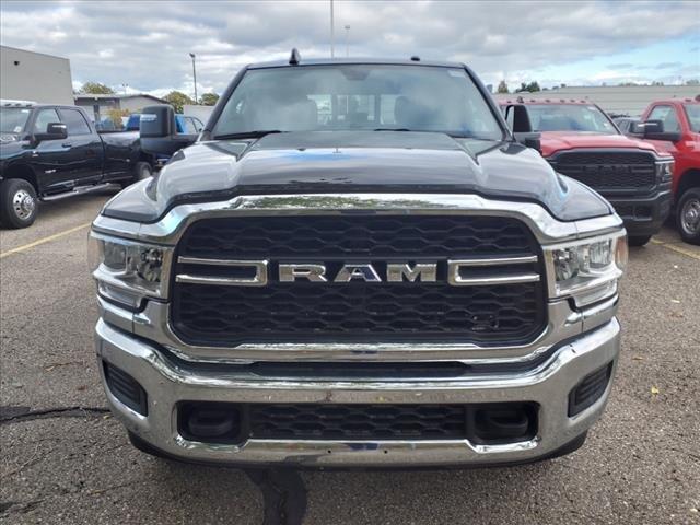 2023 RAM Ram 2500 RAM 2500 TRADESMAN CREW CAB 4X4 64 BOX 2023 RAM Ram 2500 RAM 2500 TRADESMAN CREW CAB 4X4 64 BOX