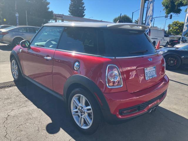 2011 MINI Cooper S S 2dr Hatchback