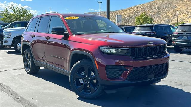 2025 Jeep Grand Cherokee GRAND CHEROKEE ALTITUDE X 4X4