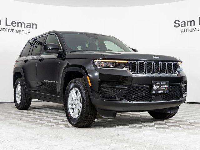 2025 Jeep Grand Cherokee GRAND CHEROKEE LAREDO 4X4