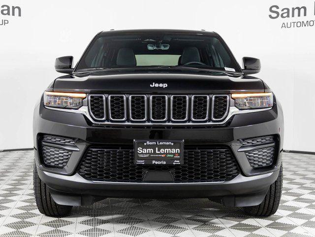 2025 Jeep Grand Cherokee GRAND CHEROKEE LAREDO 4X4