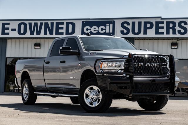 2022 RAM 3500 Tradesman Crew Cab 4x4 8 Box