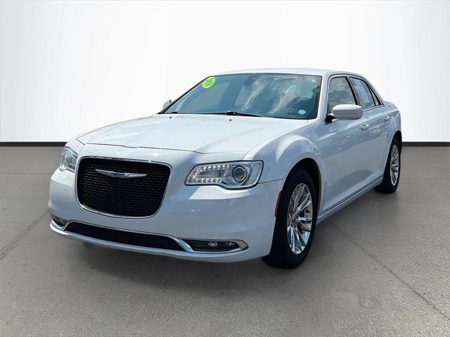 2018 Chrysler 300 Touring