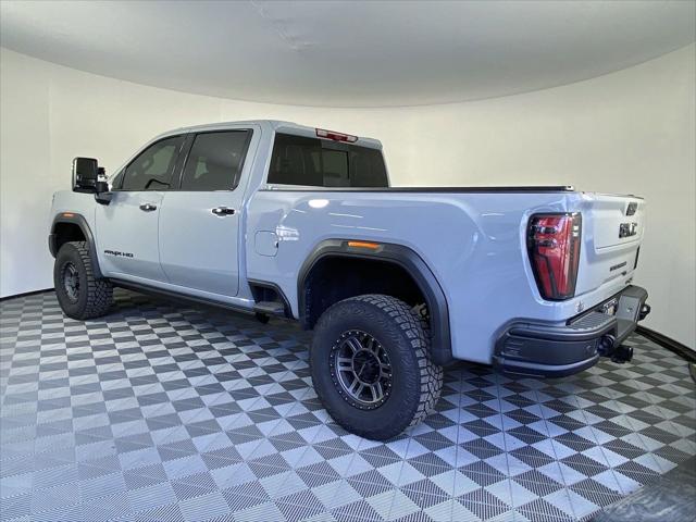 2024 GMC Sierra 2500HD 4WD Crew Cab Standard Bed AT4X