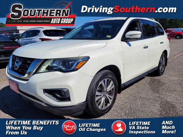 2017 Nissan Pathfinder SL