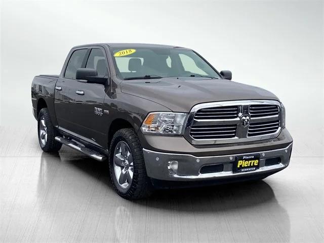 2018 RAM 1500 Big Horn Crew Cab 4x4 57 Box