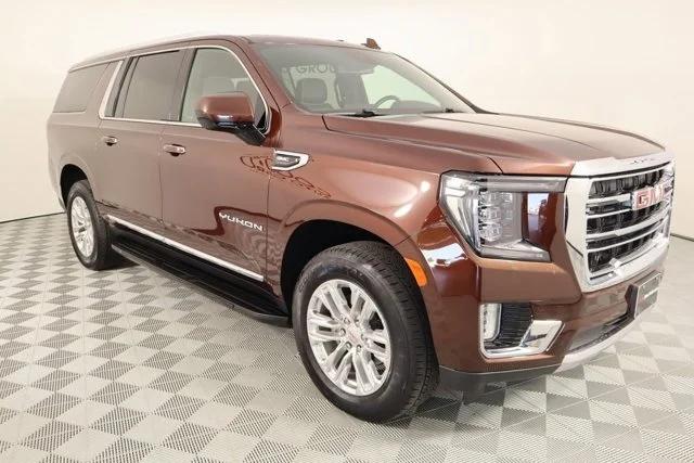 2023 GMC Yukon XL 4WD SLT