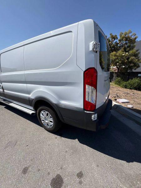 2015 Ford Transit Low Roof w/60/40 Side Door w/RWB Van 3D