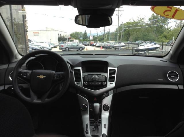 2015 Chevrolet Cruze 1LT Auto