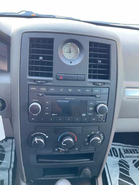 2008 Chrysler 300 LX