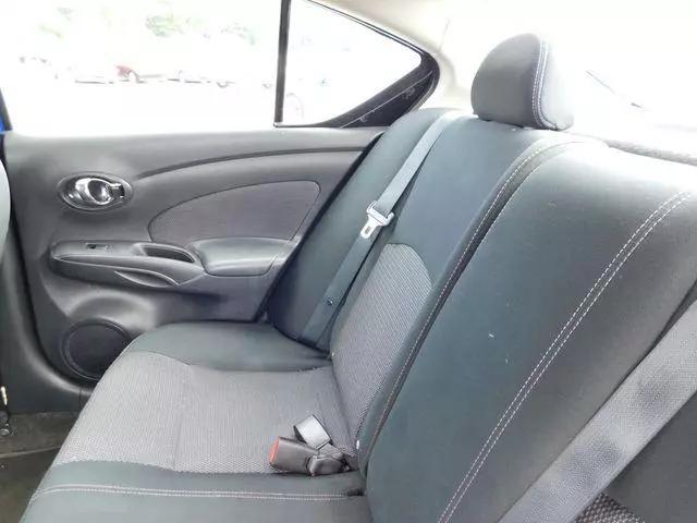 2015 Nissan Versa 1.6 SV
