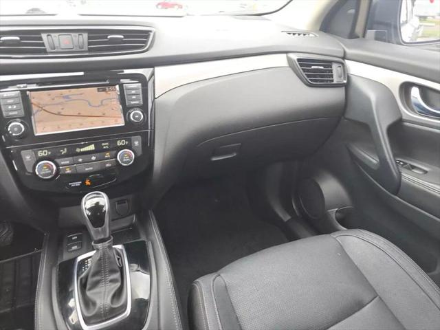 2020 Nissan Rogue Sport SL FWD Xtronic CVT