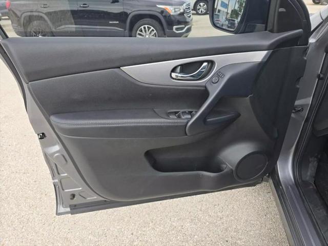 2020 Nissan Rogue Sport SL FWD Xtronic CVT