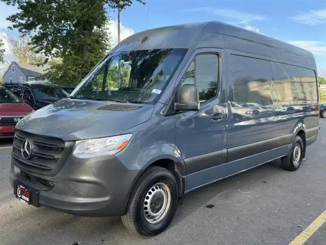 2019 Mercedes-Benz Sprinter 2500 High Roof V6