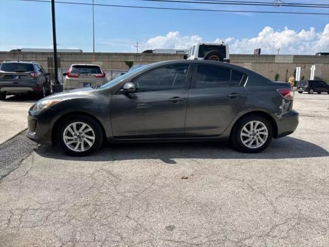 2013 Mazda Mazda3 i Touring