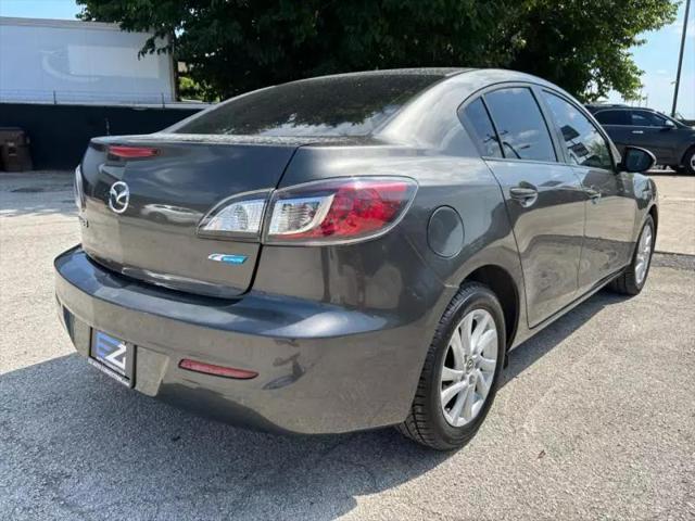 2013 Mazda Mazda3 i Touring