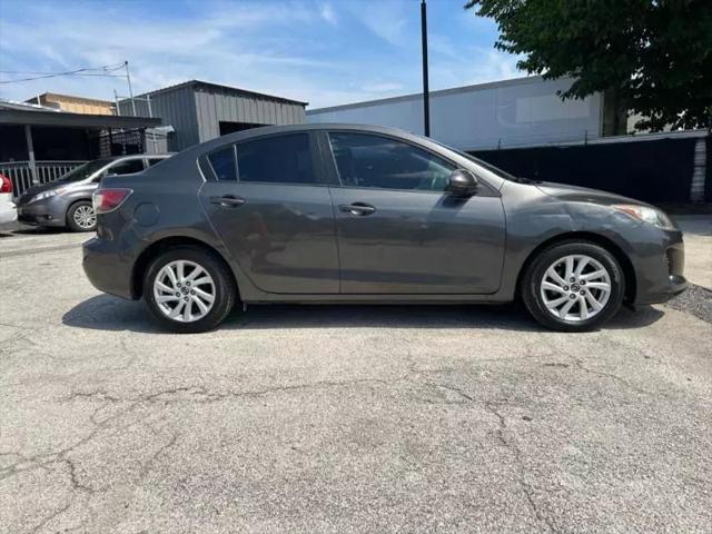 2013 Mazda Mazda3 i Touring
