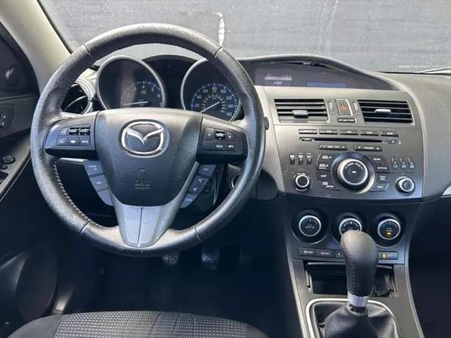 2013 Mazda Mazda3 i Touring