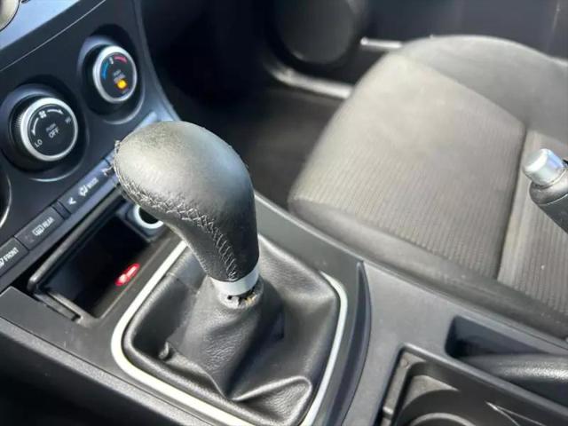 2013 Mazda Mazda3 i Touring