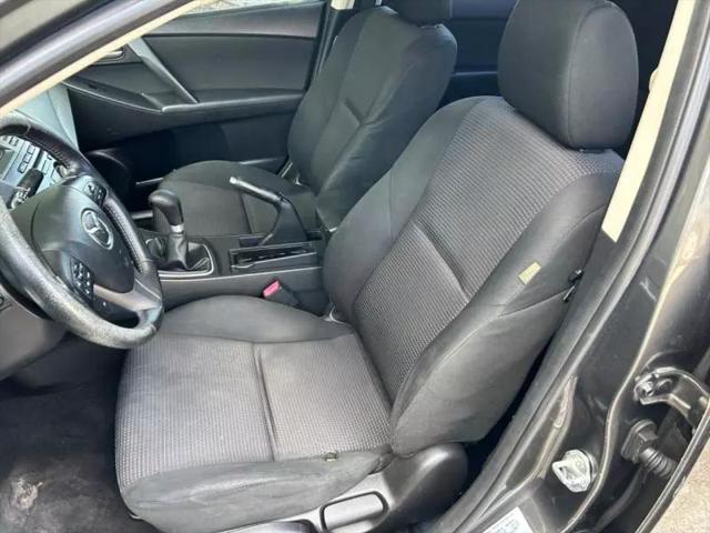 2013 Mazda Mazda3 i Touring