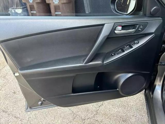2013 Mazda Mazda3 i Touring