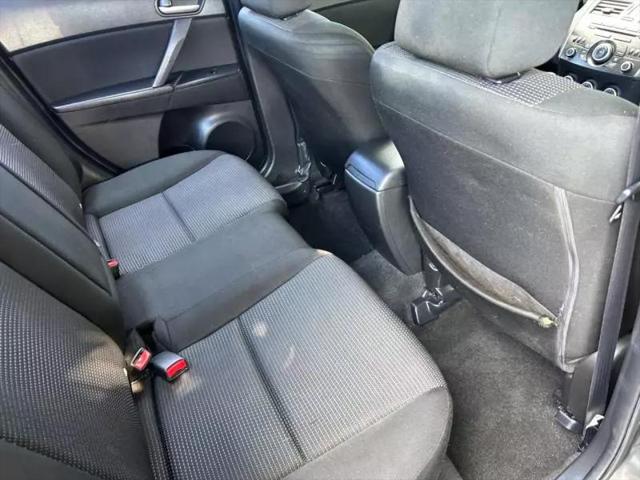 2013 Mazda Mazda3 i Touring