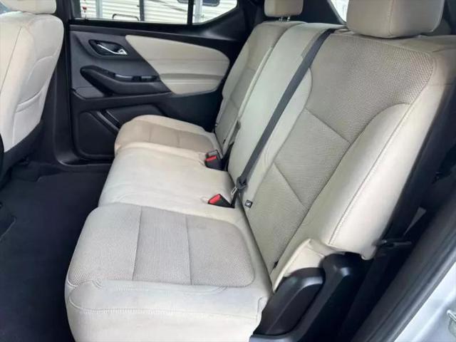 2022 Chevrolet Traverse FWD LS