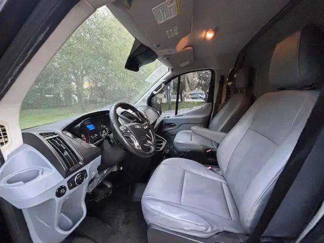 2017 Ford Transit Low Roof w/Sliding Side Door w/RWB Van 3D