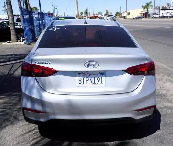 2020 Hyundai Accent SE